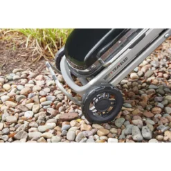 Weber Traveler Portabler Gasgrill Black Mit Rollwagen In Silber 9010079 -TerrassenLux Verkäufe 000543740000 8 1280x1280