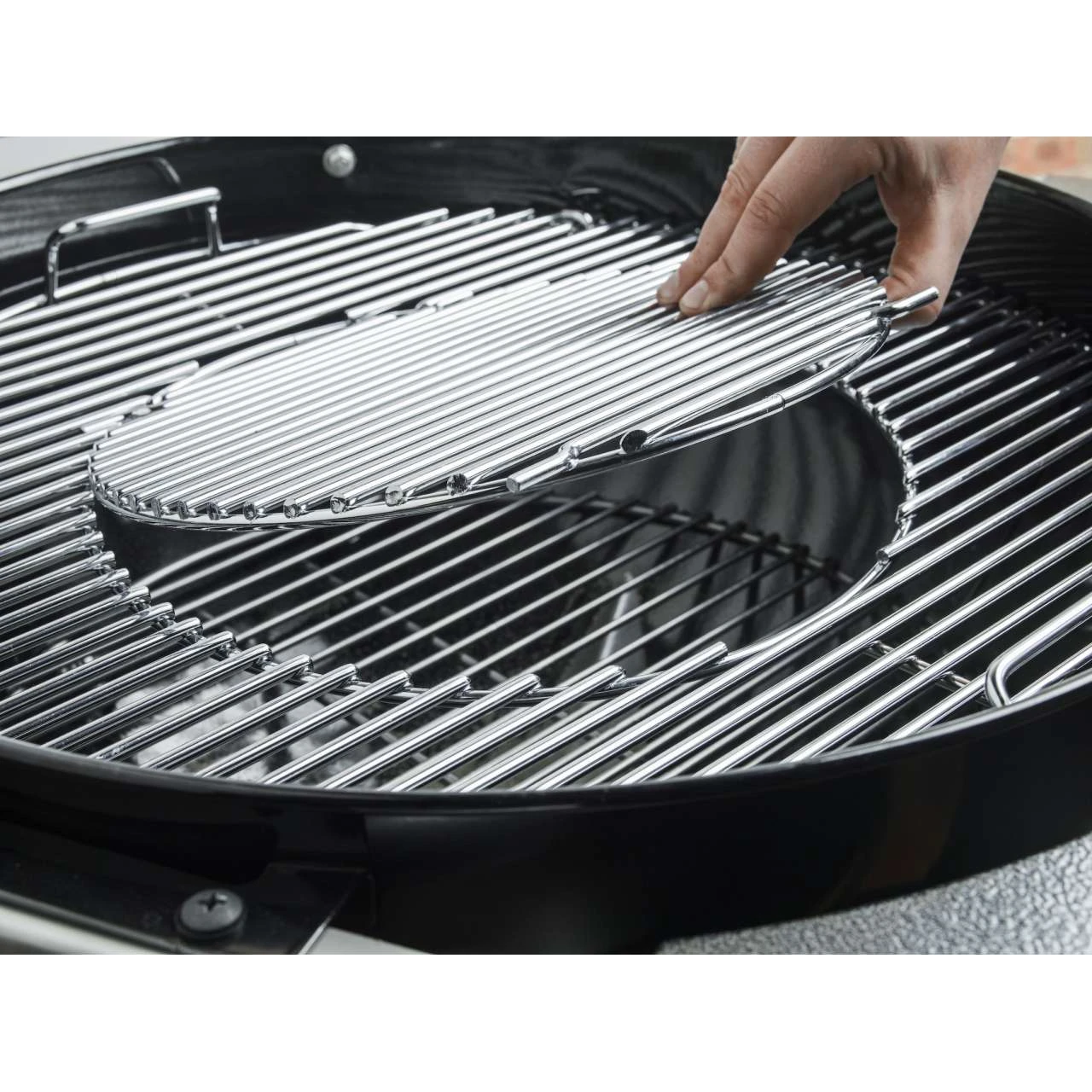 Weber Holzkohlegrill Performer Premium GBS Ø 57 Cm - Black 6 Weber Holzkohlegrill Performer Premium GBS Ø 57 Cm - Black – Bild 6