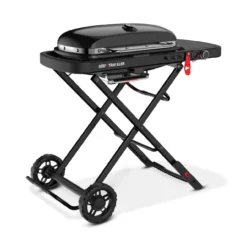 Weber Traveler Portabler Gasgrill Mit Rollwagen Stealth Edition - Black 9013079 -TerrassenLux Verkäufe 000600350000 2 1280x1280