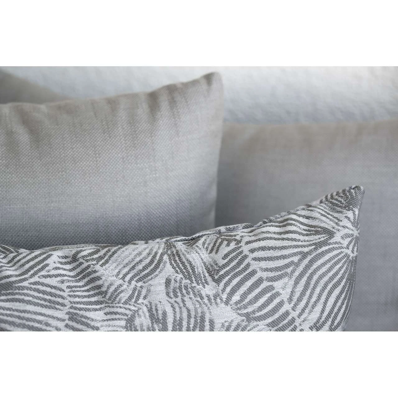 Stern Sofakissen Outdoorstoff Dessin Fleur Grau 45 X 45 Cm Gartenkissen 4 Stern Sofakissen Outdoorstoff Dessin Fleur Grau 45 X 45 Cm Gartenkissen – Bild 4