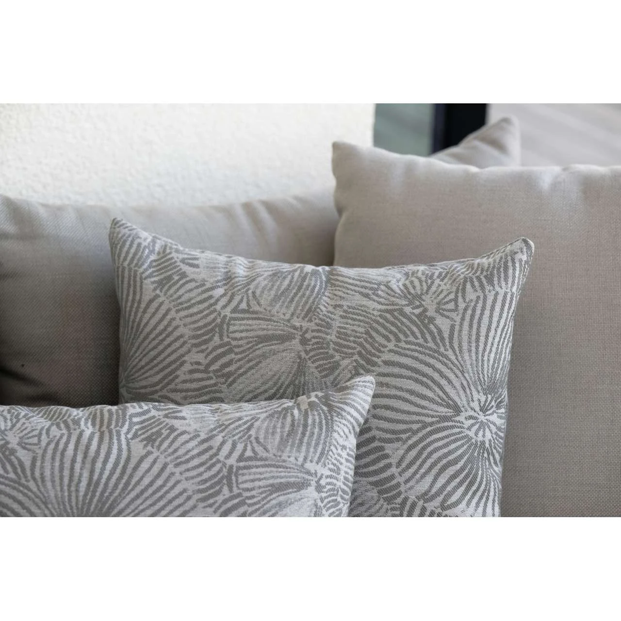 Stern Sofakissen Outdoorstoff Dessin Fleur Grau 35 X 55 Cm Gartenkissen 4 Stern Sofakissen Outdoorstoff Dessin Fleur Grau 35 X 55 Cm Gartenkissen – Bild 4