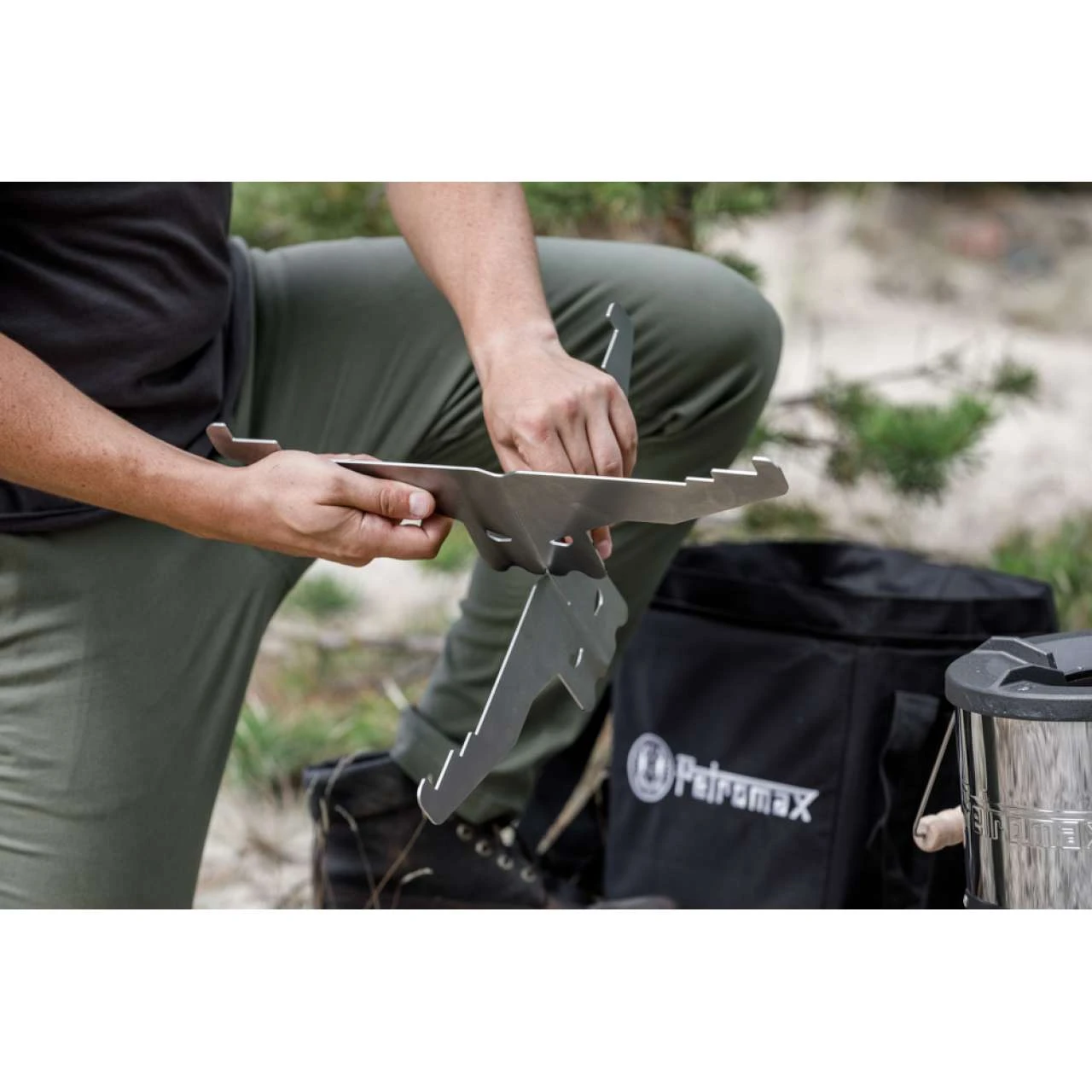 Petromax Grillplatte Für Raketenofen Rf33 Kochkreuz Und Grillplatte 5 Petromax Grillplatte Für Raketenofen Rf33 Kochkreuz Und Grillplatte – Bild 5