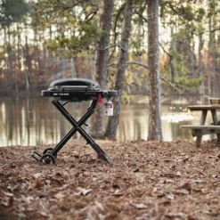 Weber Traveler Compact Mobiler Gasgrill Mit Rollwagen - Black 1500526 15 Weber Traveler Compact Mobiler Gasgrill Mit Rollwagen - Black 1500526 -TerrassenLux Verkäufe 000623940000 7 1280x1280